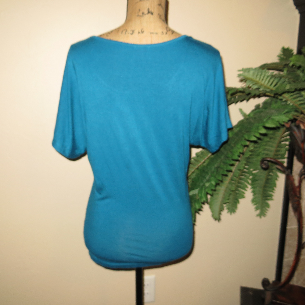 Gorgeous Sequined Top - Picture 5 of 7
